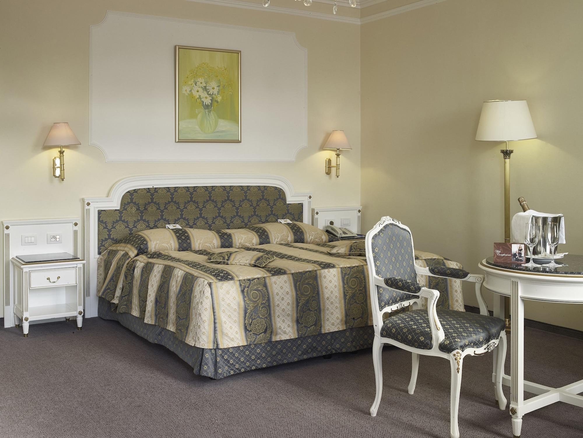 Esplanade Spa And Golf Resort Mariánské Lázně Екстериор снимка