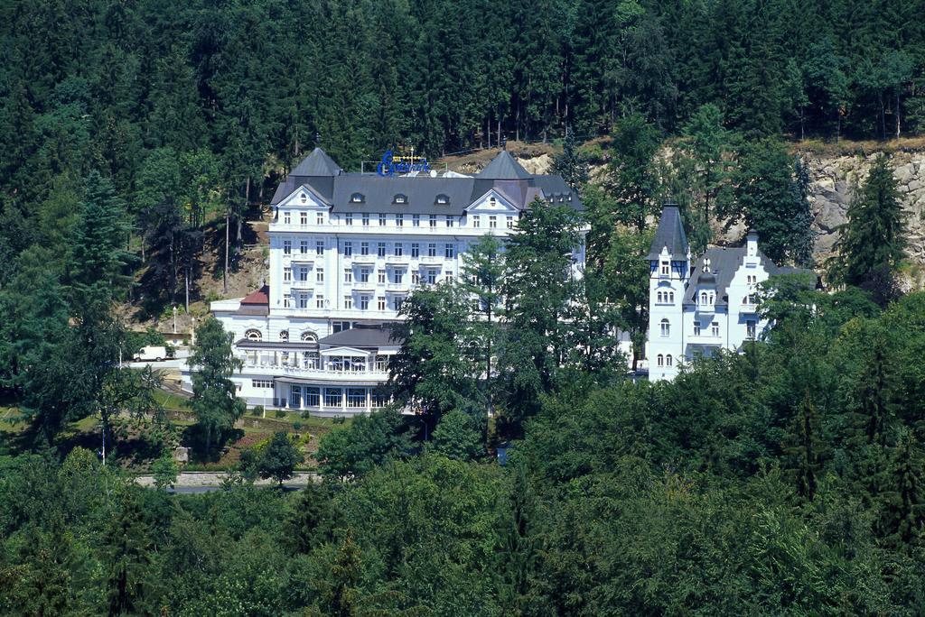 Esplanade Spa And Golf Resort Mariánské Lázně Екстериор снимка