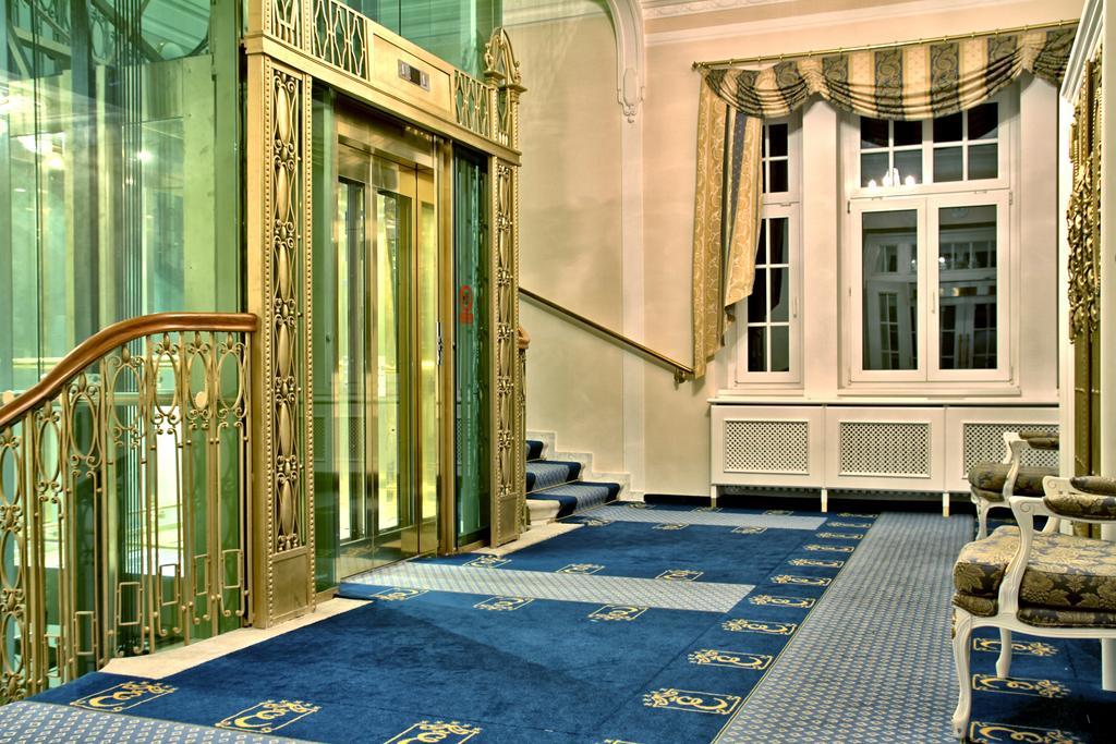 Esplanade Spa And Golf Resort Mariánské Lázně Екстериор снимка