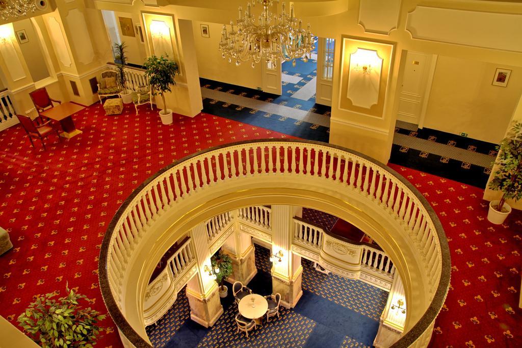 Esplanade Spa And Golf Resort Mariánské Lázně Екстериор снимка