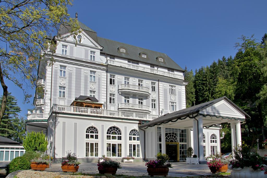 Esplanade Spa And Golf Resort Mariánské Lázně Екстериор снимка