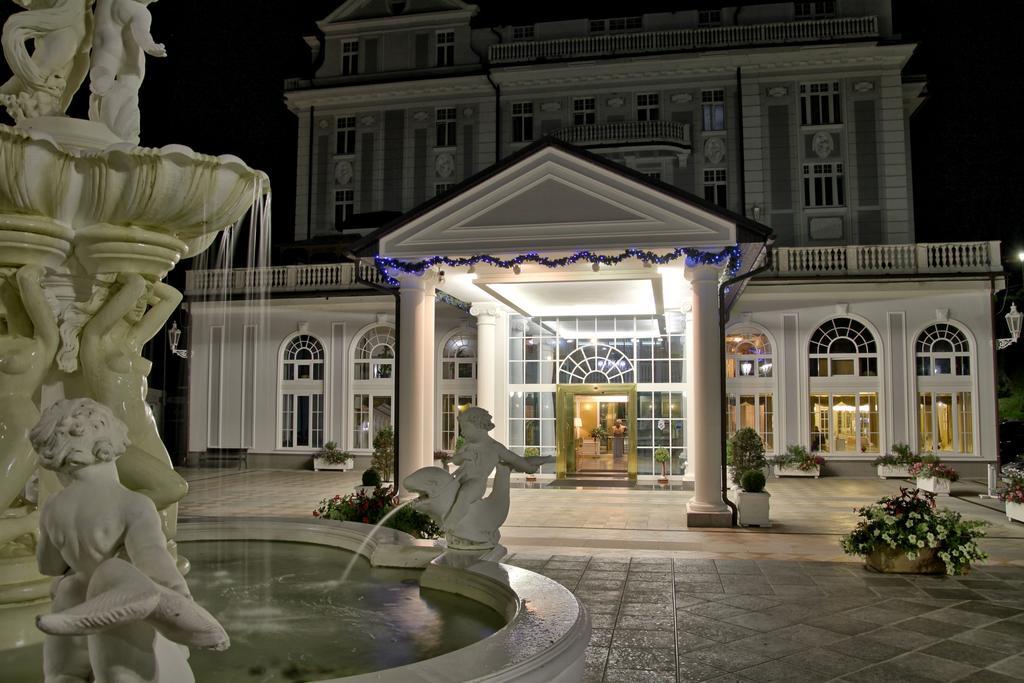 Esplanade Spa And Golf Resort Mariánské Lázně Екстериор снимка
