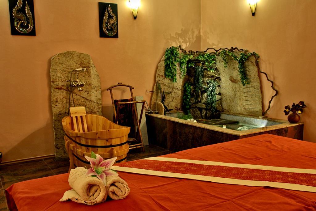 Esplanade Spa And Golf Resort Mariánské Lázně Екстериор снимка