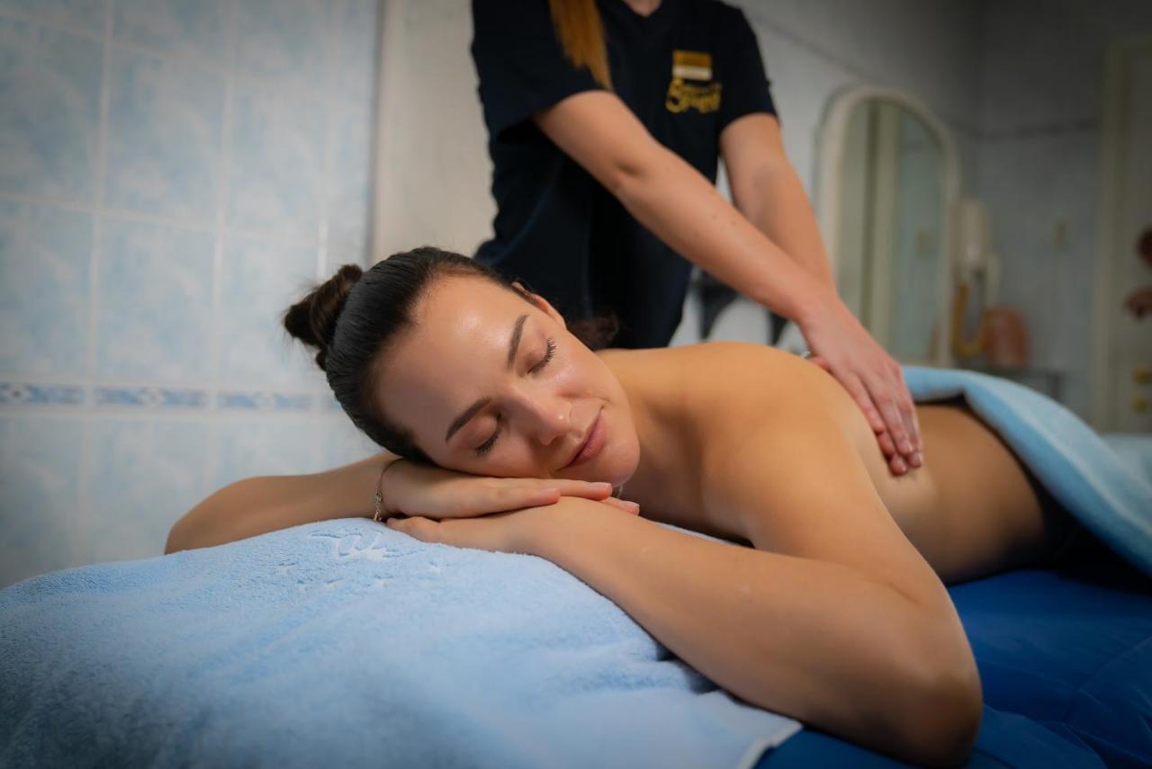 Esplanade Spa And Golf Resort Mariánské Lázně Екстериор снимка